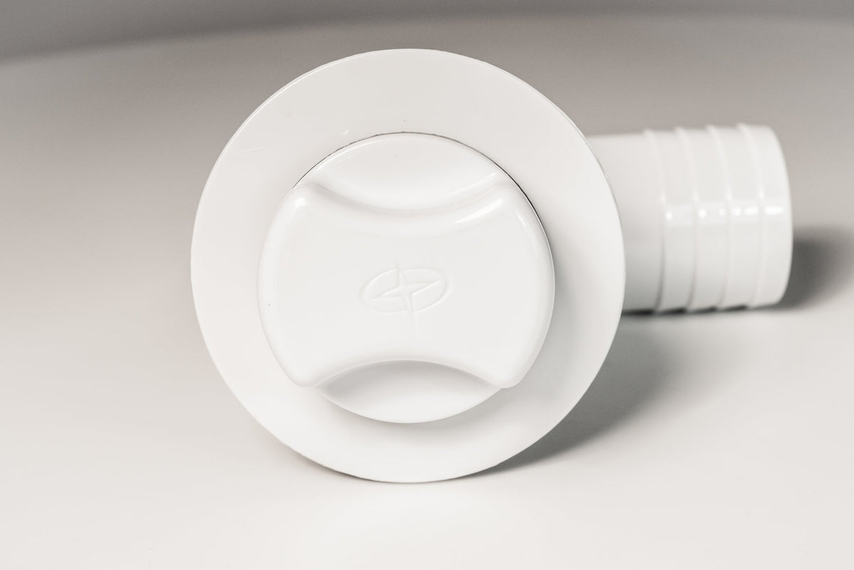 Fish Box Drain, 1-1/2", 90 Degree, With Drain Plug – image 2