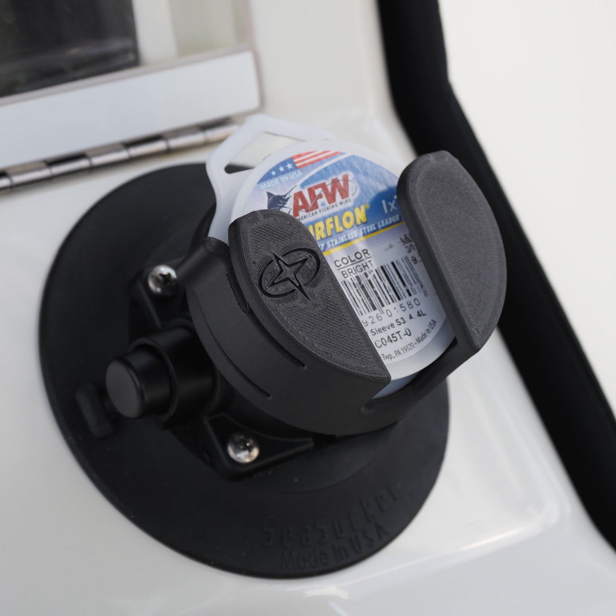 SeaSucker Can Clip – image 5