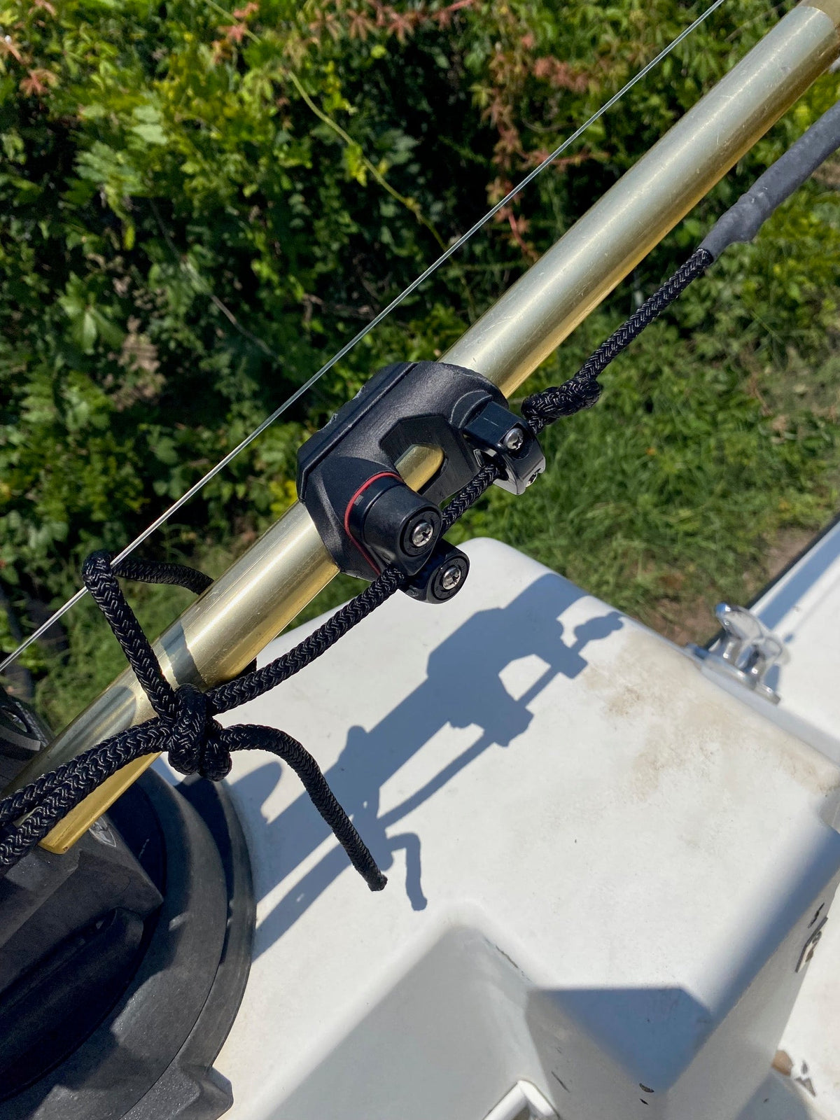 CAM CLEAT FOR 1" DIAMETER POLE (single) – image 2