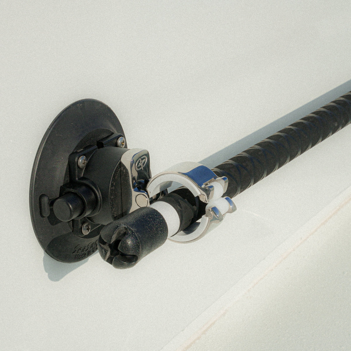 Rapid Release Clamp with SeaSucker – image 2