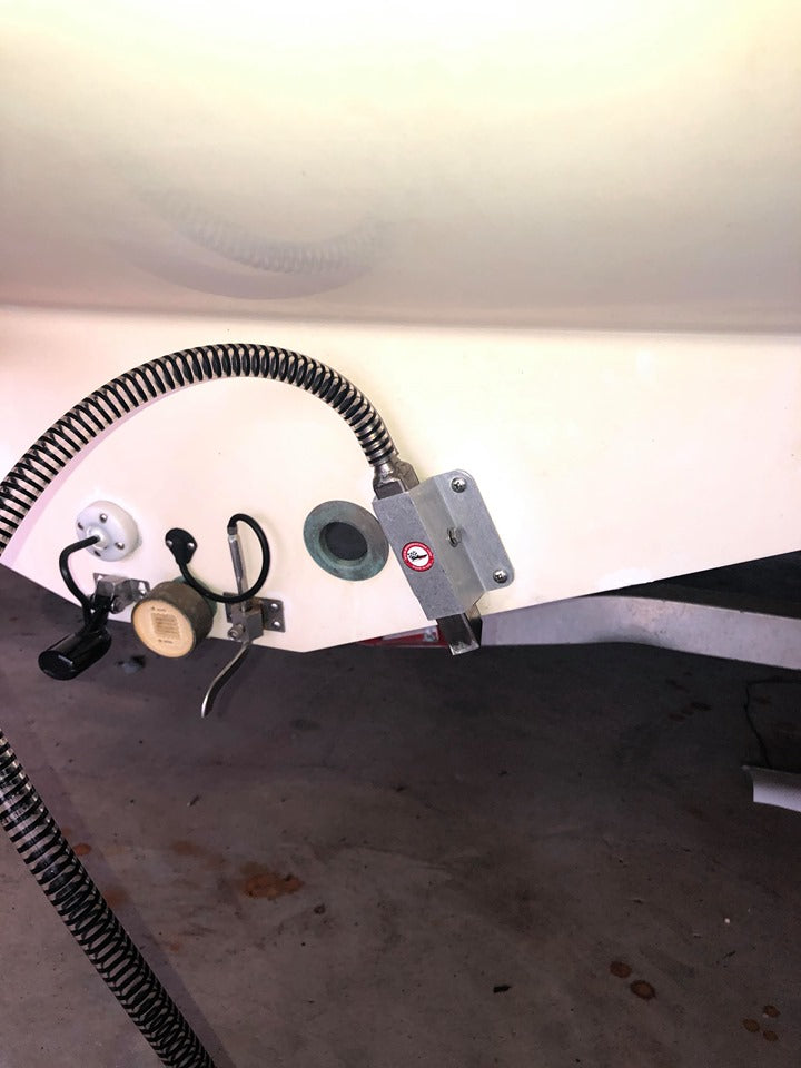 Bob's Machine Shop Transom mounted water pickup - Straight/offshore – image 4